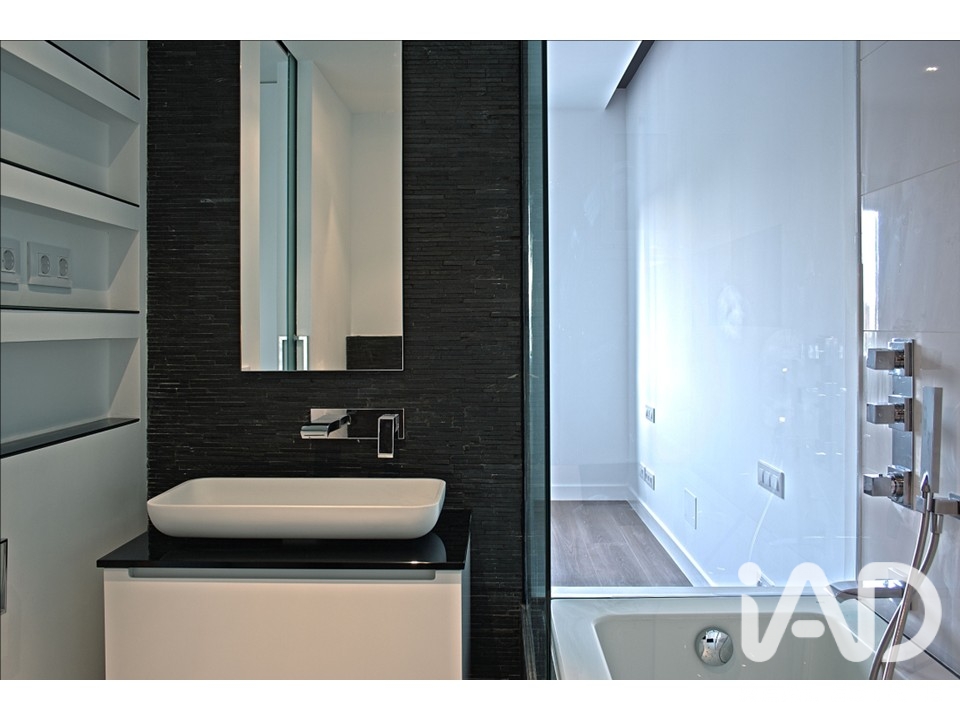 Apartment in Madrid, Spain 2 bedrooms, 122 sq.m. No. 197721