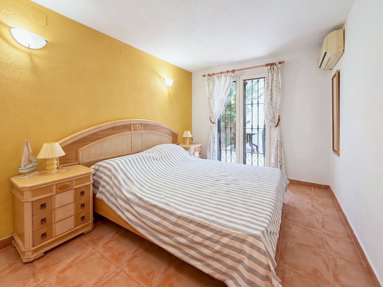 Townhouse à Alicante, Espagne 4 chambres,  No. 199180