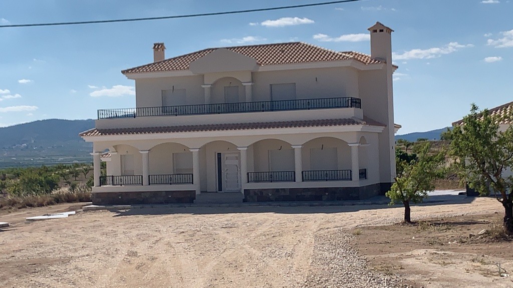 Villa en Pinoso, Alicante, España 4 dormitorios, 210 m2 No. 199284