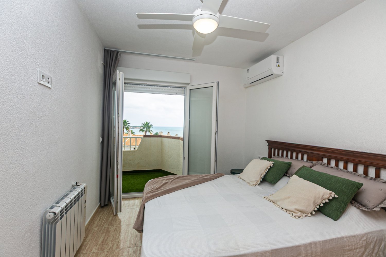 Appartamento a Cabo Roig, Alicante, Spagna 3 camere da letto, 99 mq. N° 198318