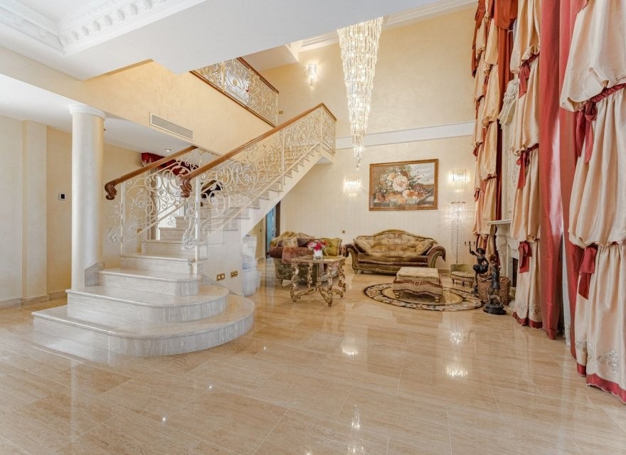 Villa en Tenerife, España 6 dormitorios, 963 m2 No. 199908