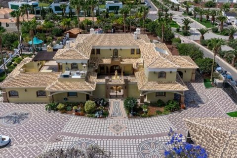 Villa en Tenerife, España 6 dormitorios, 963 m2 No. 199908