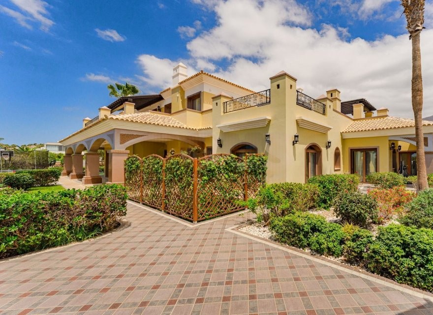 Villa en Tenerife, España 6 dormitorios, 963 m2 No. 199908
