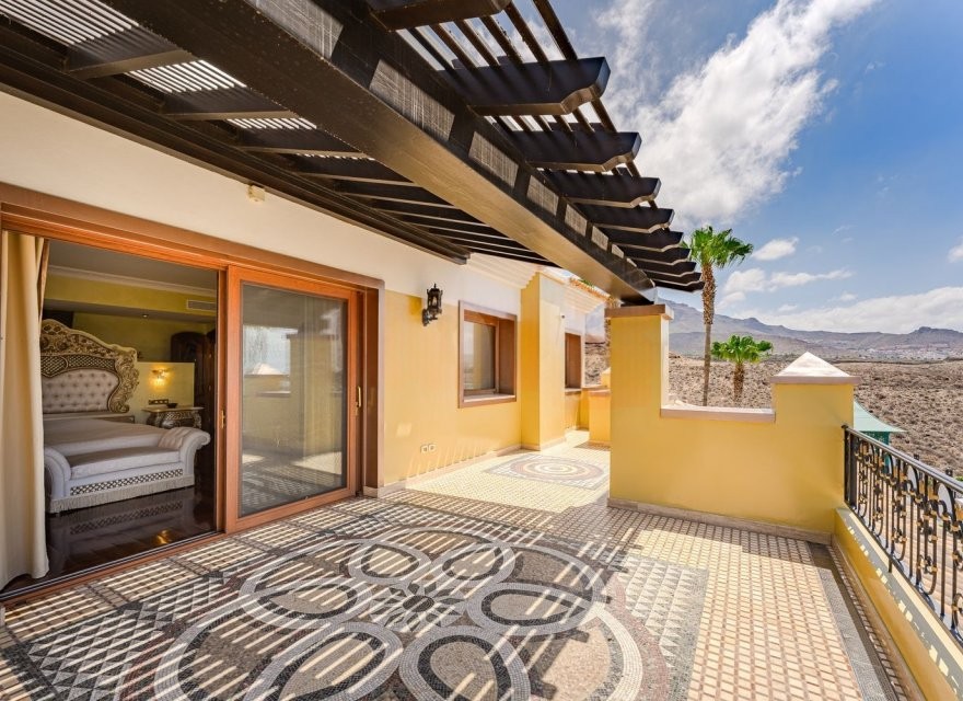 Villa en Tenerife, España 6 dormitorios, 963 m2 No. 199908