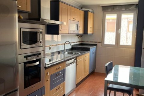 Apartment in Trobajo del Camino, Leon, Spain 3 bedrooms, 131 sq.m. No. 199543