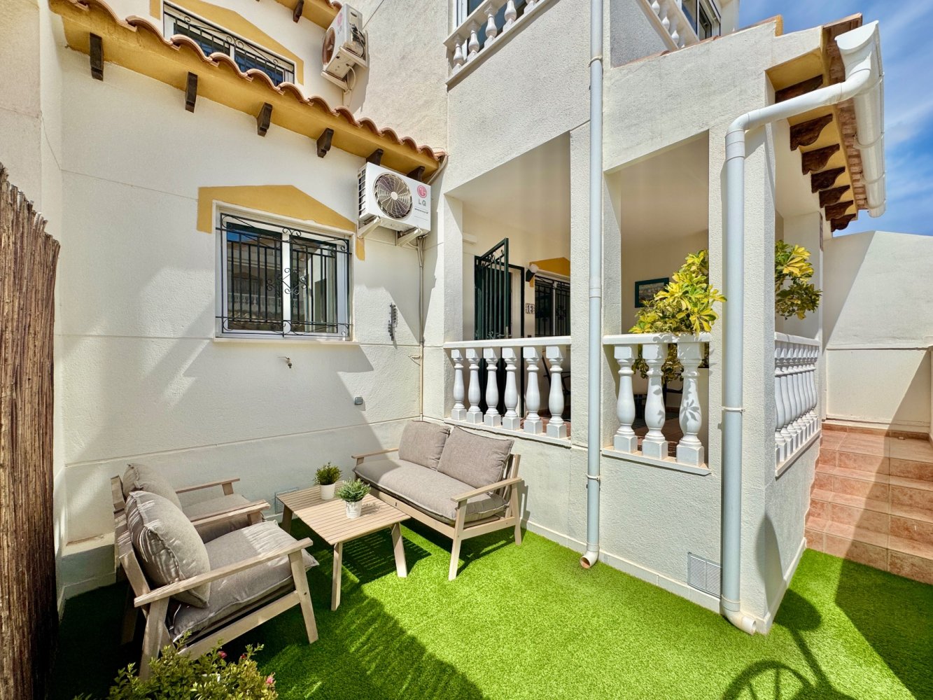Kaupunkipientalo Alicante, Espanja 3 makuuhuonetta, 90 m2 No. 197465