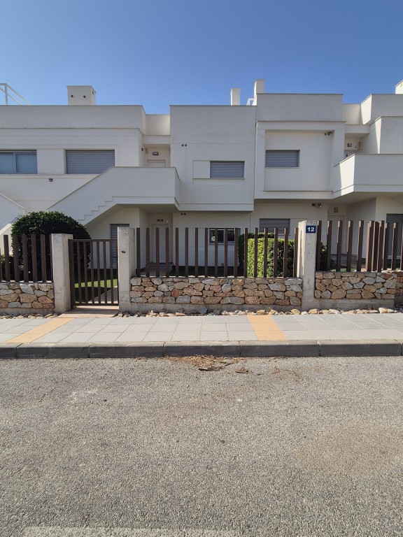 Bungalow en Vistabella, Alicante, España 2 dormitorios, 80 m2 No. 199375