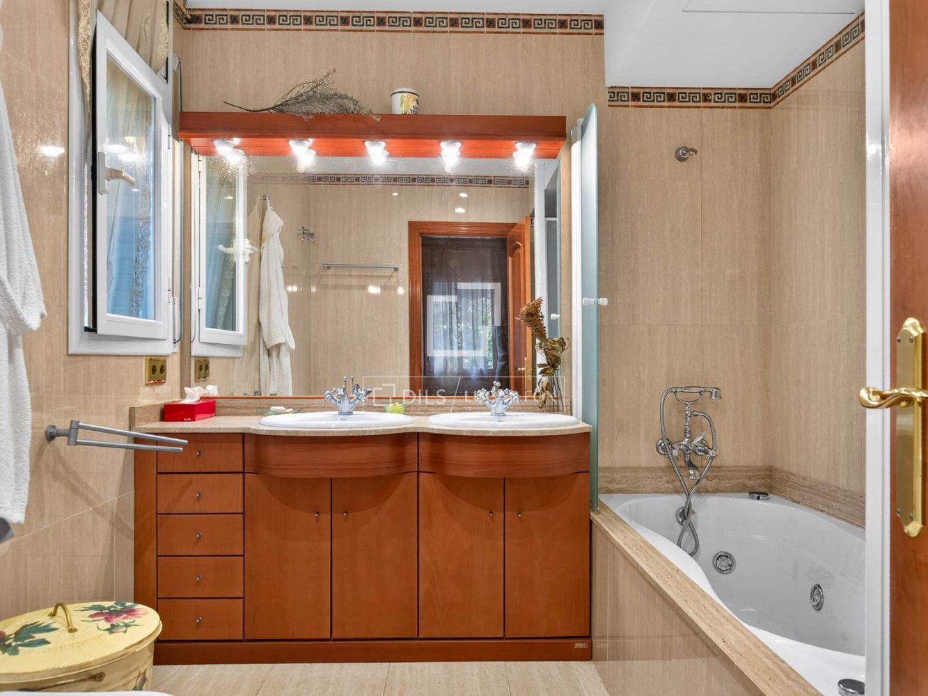 Villa à Cabrils, Barcelona, Espagne 4 chambres, 419 m2 No. 199159