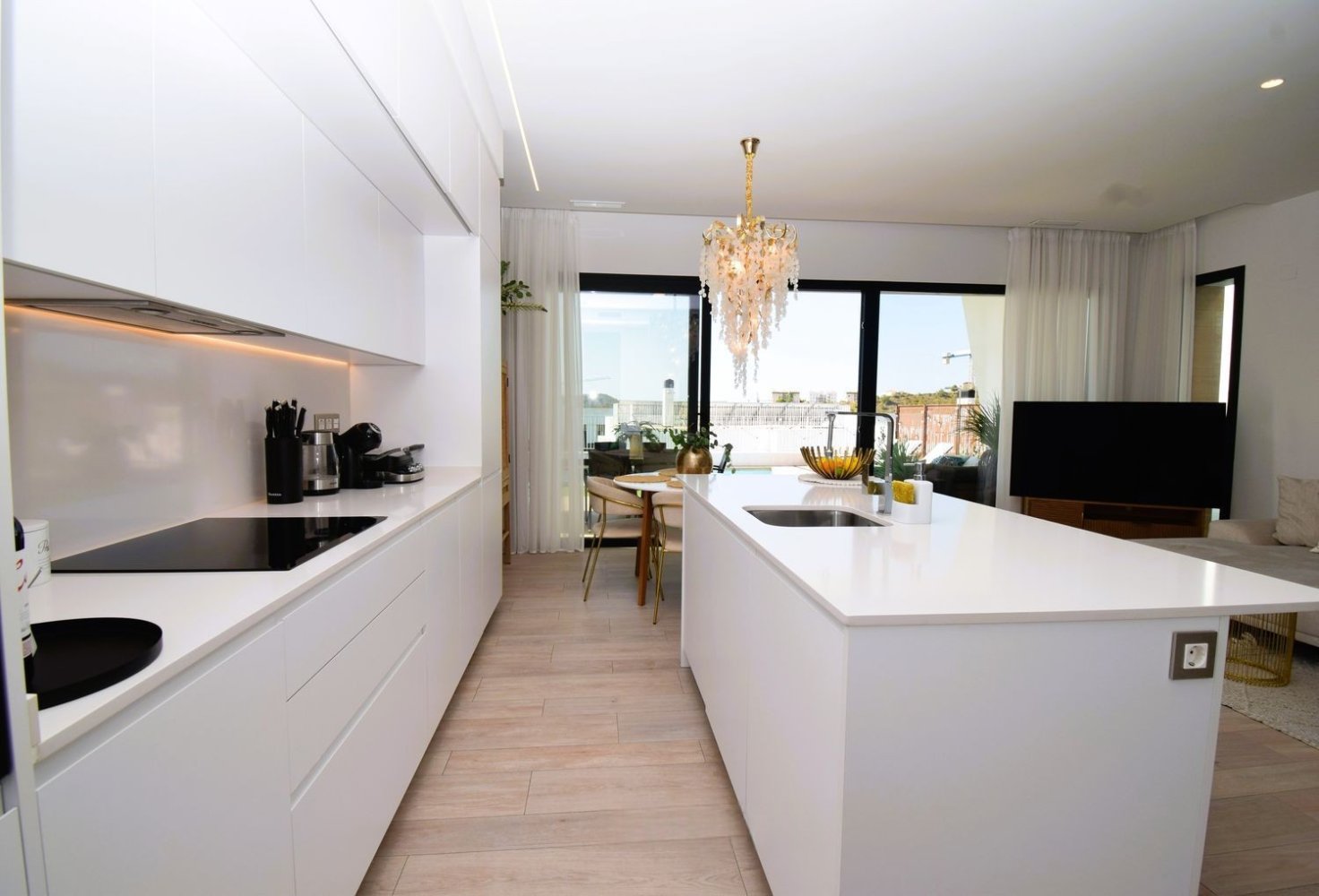 Villa a Benidorm, Alicante, Spagna 3 camere da letto, 149 mq. N° 198206