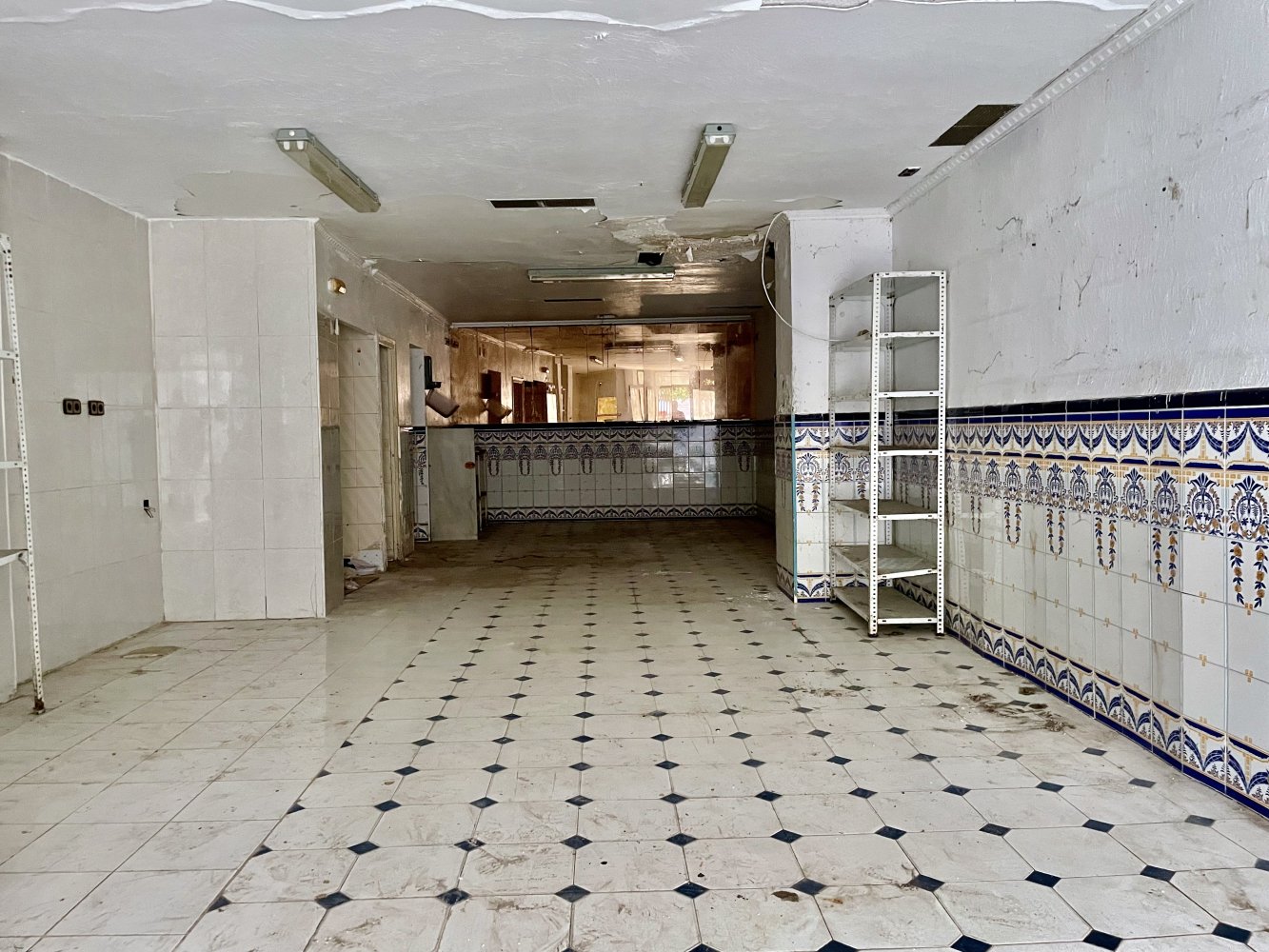Komerciāls īpašums Villajoyosa, Alicante, Spānijā 1 istaba, 105 m2 Nr. 197557