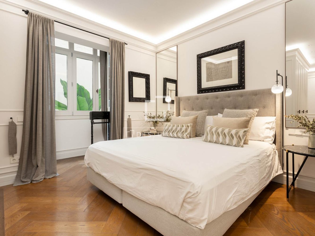 Apartamento en Barcelona, España 3 dormitorios, 250 m2 No. 198476