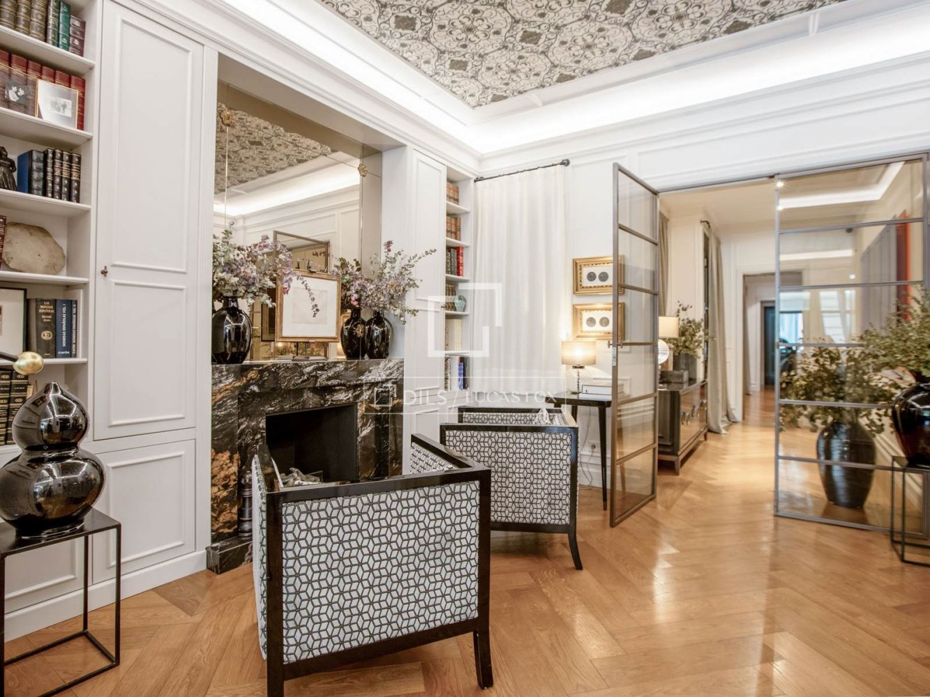 Apartamento en Barcelona, España 3 dormitorios, 250 m2 No. 198476