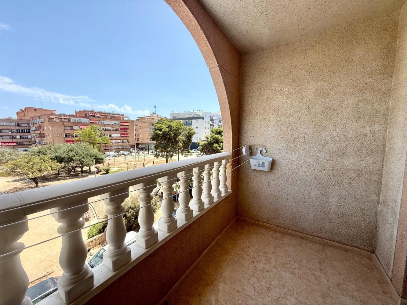 Apartamento en Torrevieja, Alicante, España 1 dormitorio, 55.01 m2 No. 198757