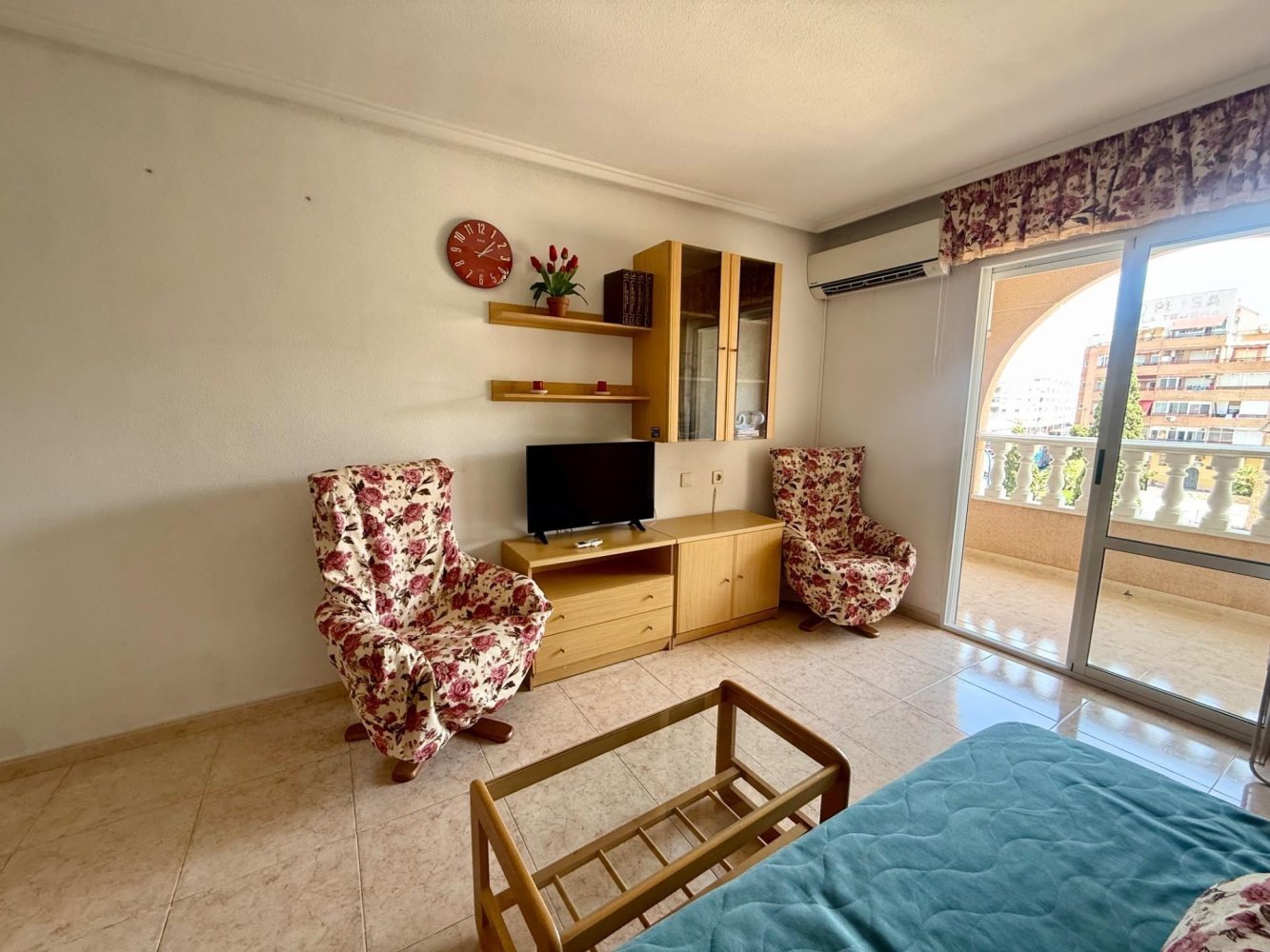 Apartamento en Torrevieja, Alicante, España 1 dormitorio, 55.01 m2 No. 198757