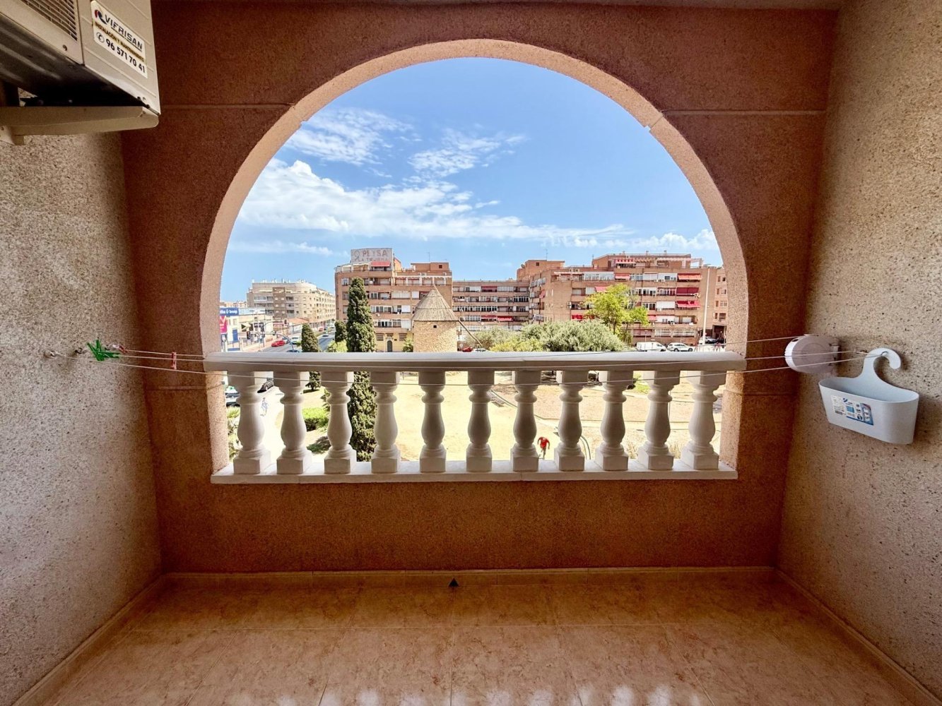 Apartamento en Torrevieja, Alicante, España 1 dormitorio, 55.01 m2 No. 198757