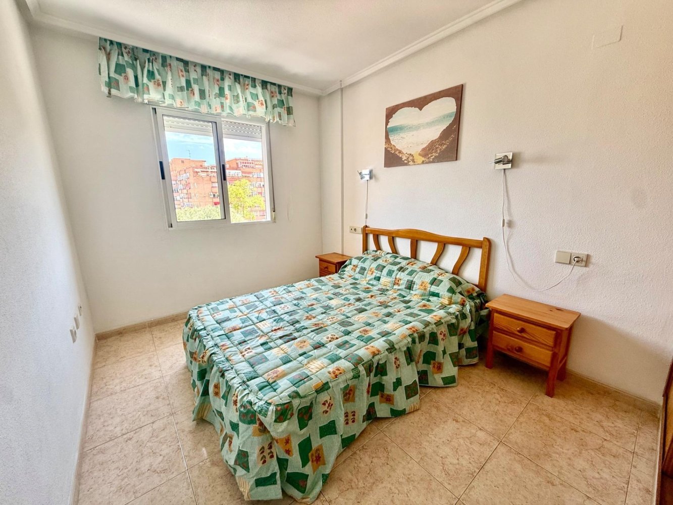 Apartamento en Torrevieja, Alicante, España 1 dormitorio, 55.01 m2 No. 198757