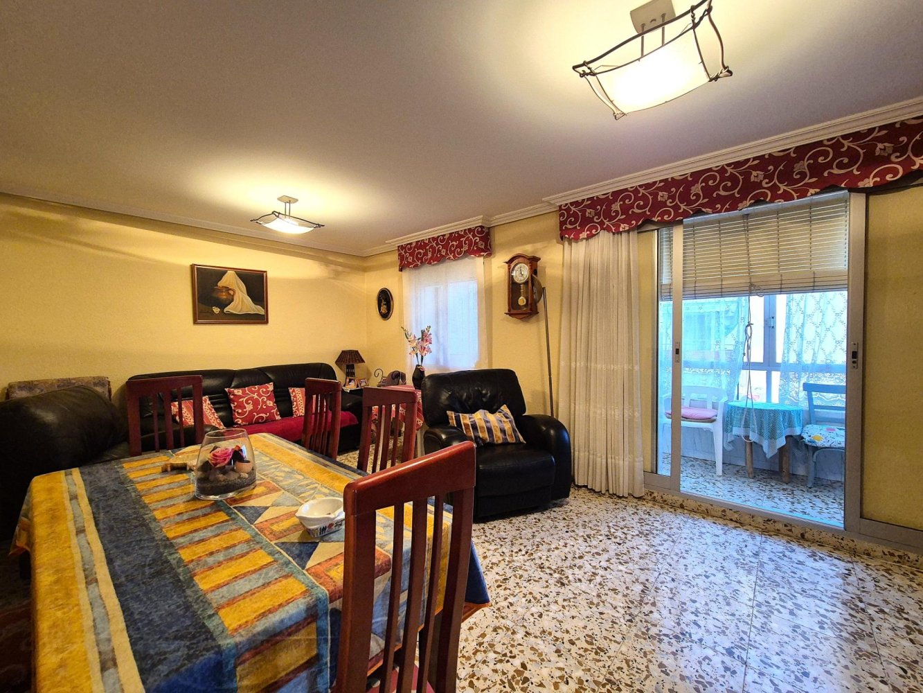 Apartamento en Alicante, España 1 dormitorio, 70 m2 No. 198759