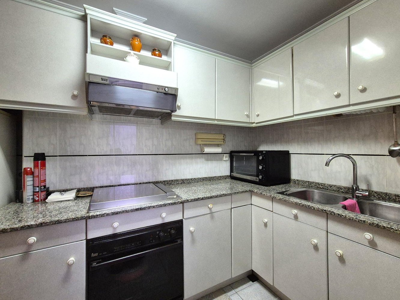 Apartamento en Alicante, España 1 dormitorio, 70 m2 No. 198759
