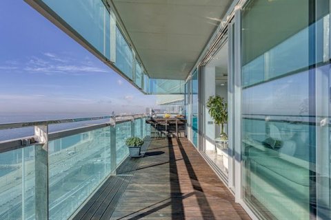 Apartamento en Diagonal Mar, Barcelona, España 3 dormitorios, 140 m2 No. 133409