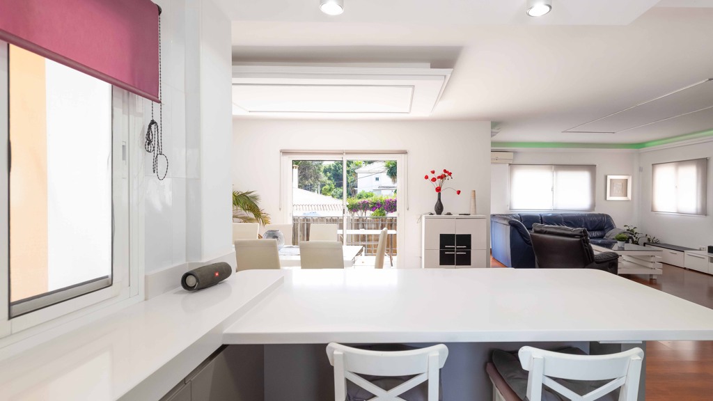 Villa en Torremolinos, Málaga, España 5 dormitorios, 408 m2 No. 198784