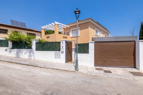 Villa in Torremolinos, Malaga, Spain 5 bedrooms, 408 sq.m. No. 198784