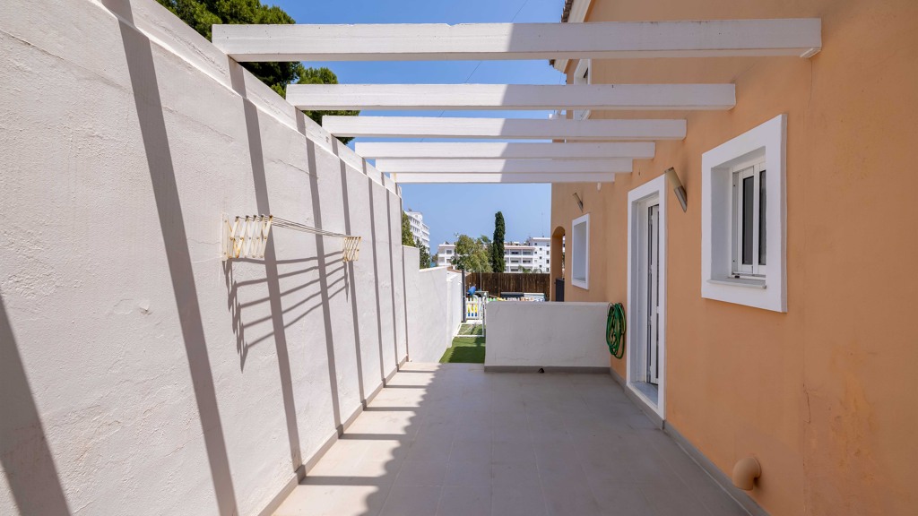 Villa en Torremolinos, Málaga, España 5 dormitorios, 408 m2 No. 198784