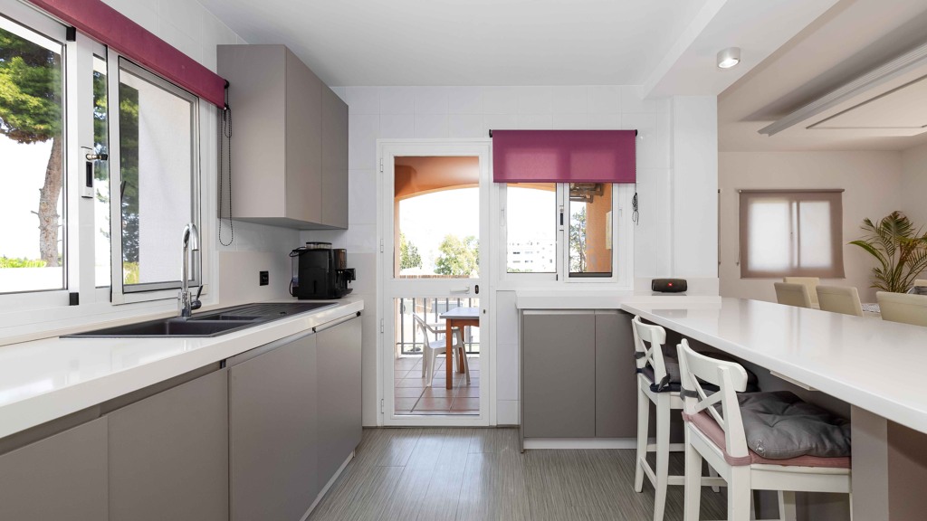 Villa en Torremolinos, Málaga, España 5 dormitorios, 408 m2 No. 198784