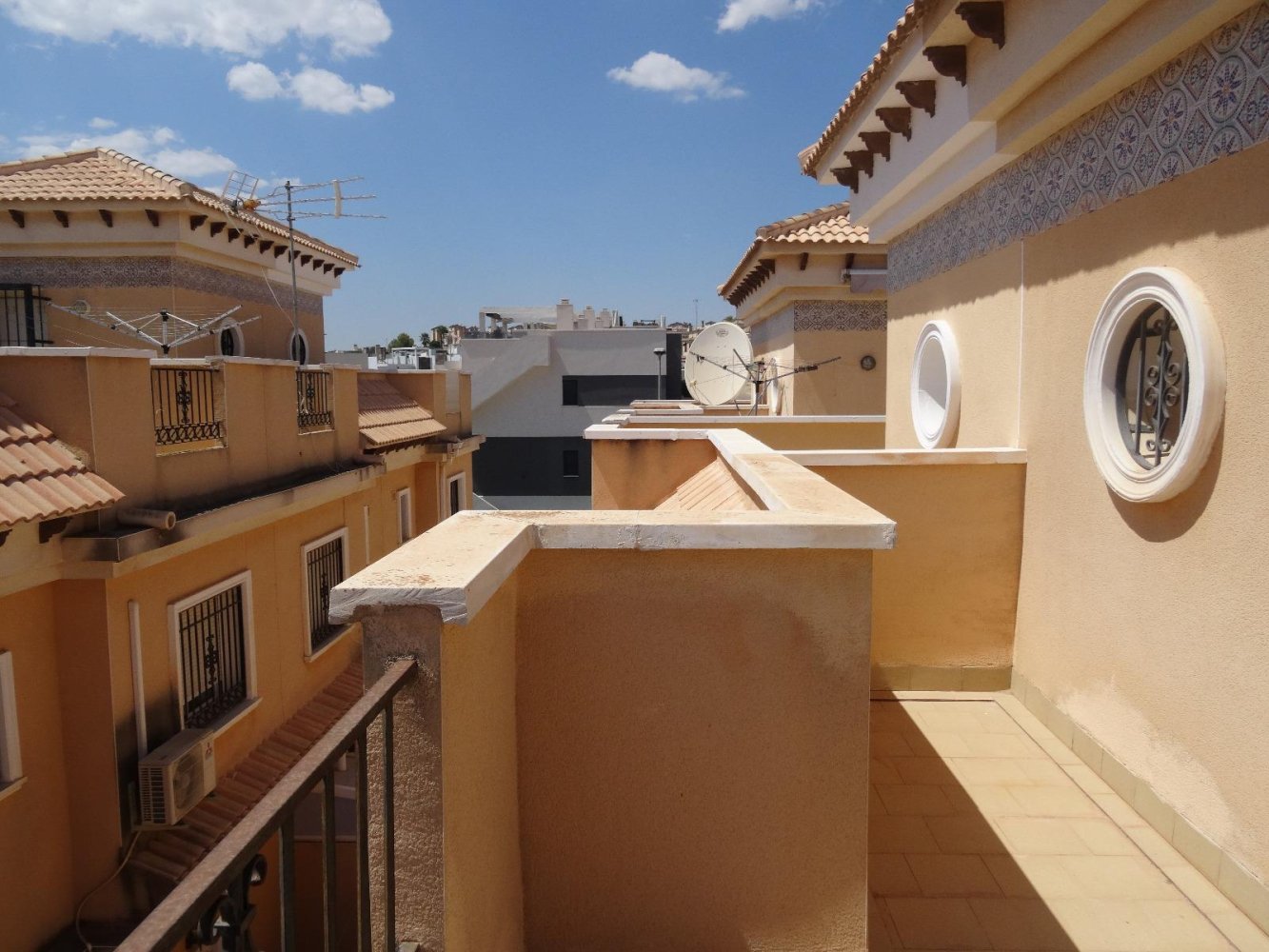 House in Alicante, Spanien 3 Schlafzimmer, 99 m2 Nr. 197136