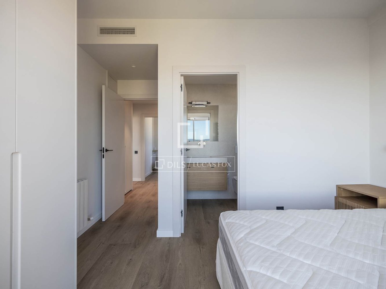 Apartamento en Barcelona, España 2 dormitorios, 92 m2 No. 199991