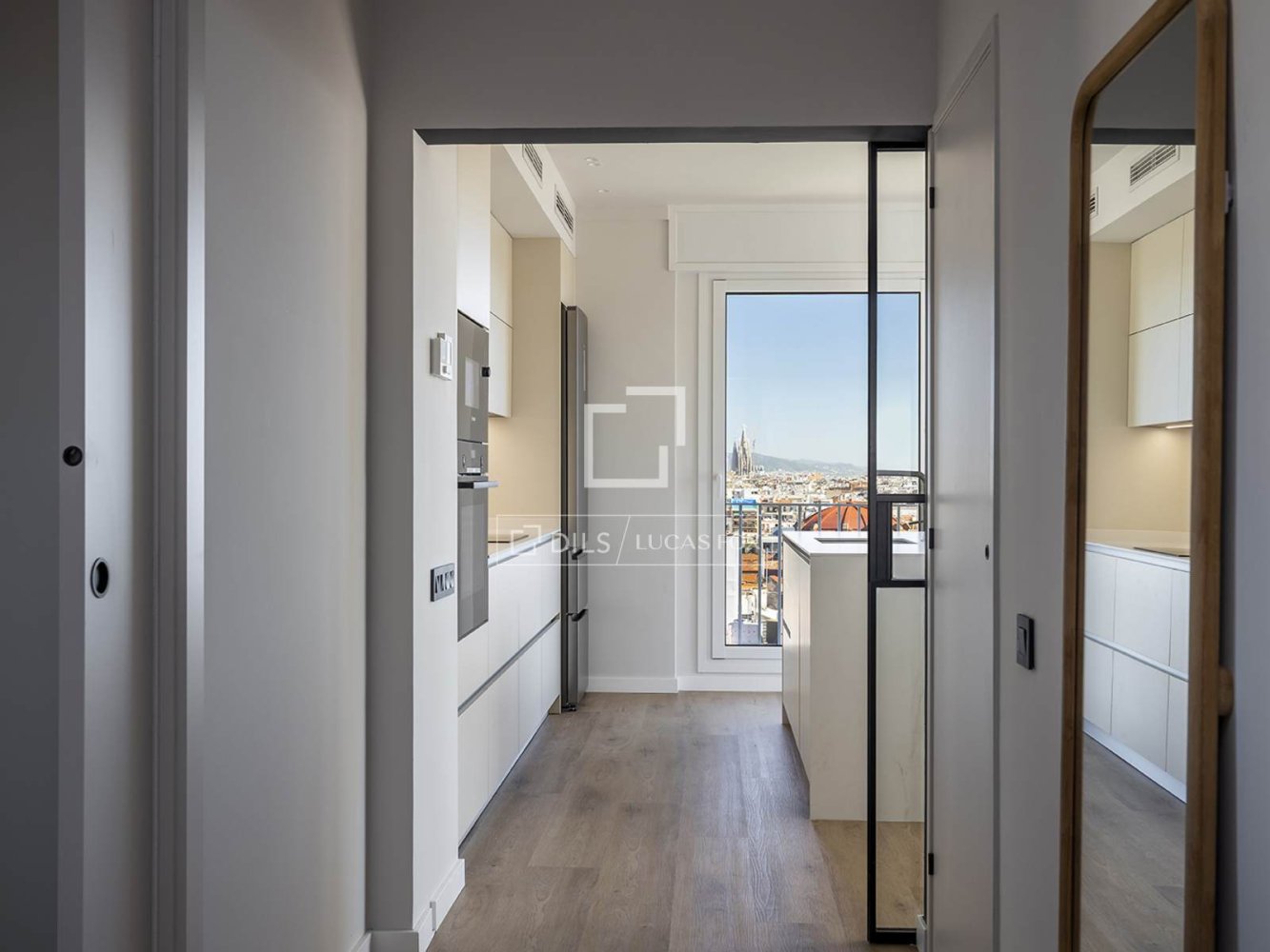 Apartamento en Barcelona, España 2 dormitorios, 92 m2 No. 199991