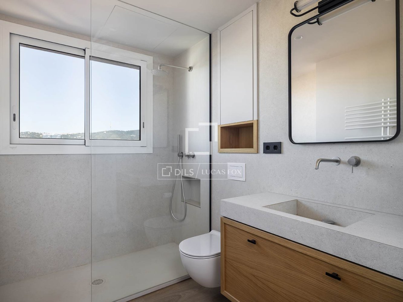 Apartamento en Barcelona, España 2 dormitorios, 92 m2 No. 199991