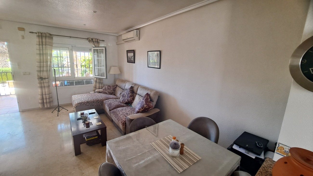 Villetta a schiera a Alicante, Spagna 2 camere da letto, 87 mq. N° 197230