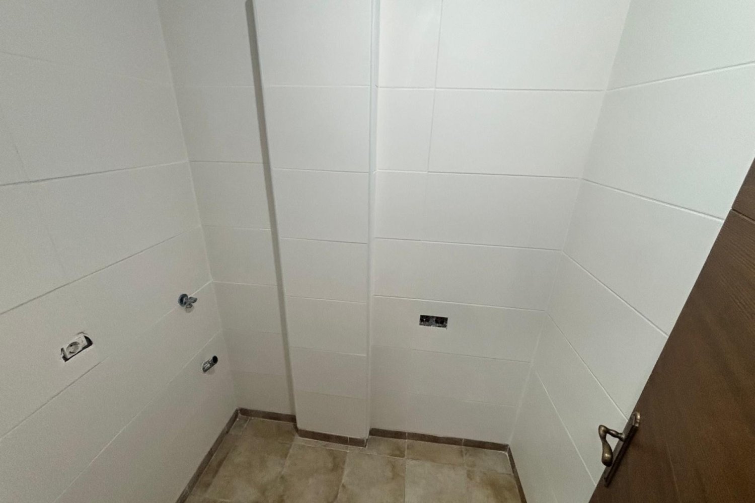 Villetta a schiera a Alicante, Spagna 5 camere da letto, 110 mq. N° 198298