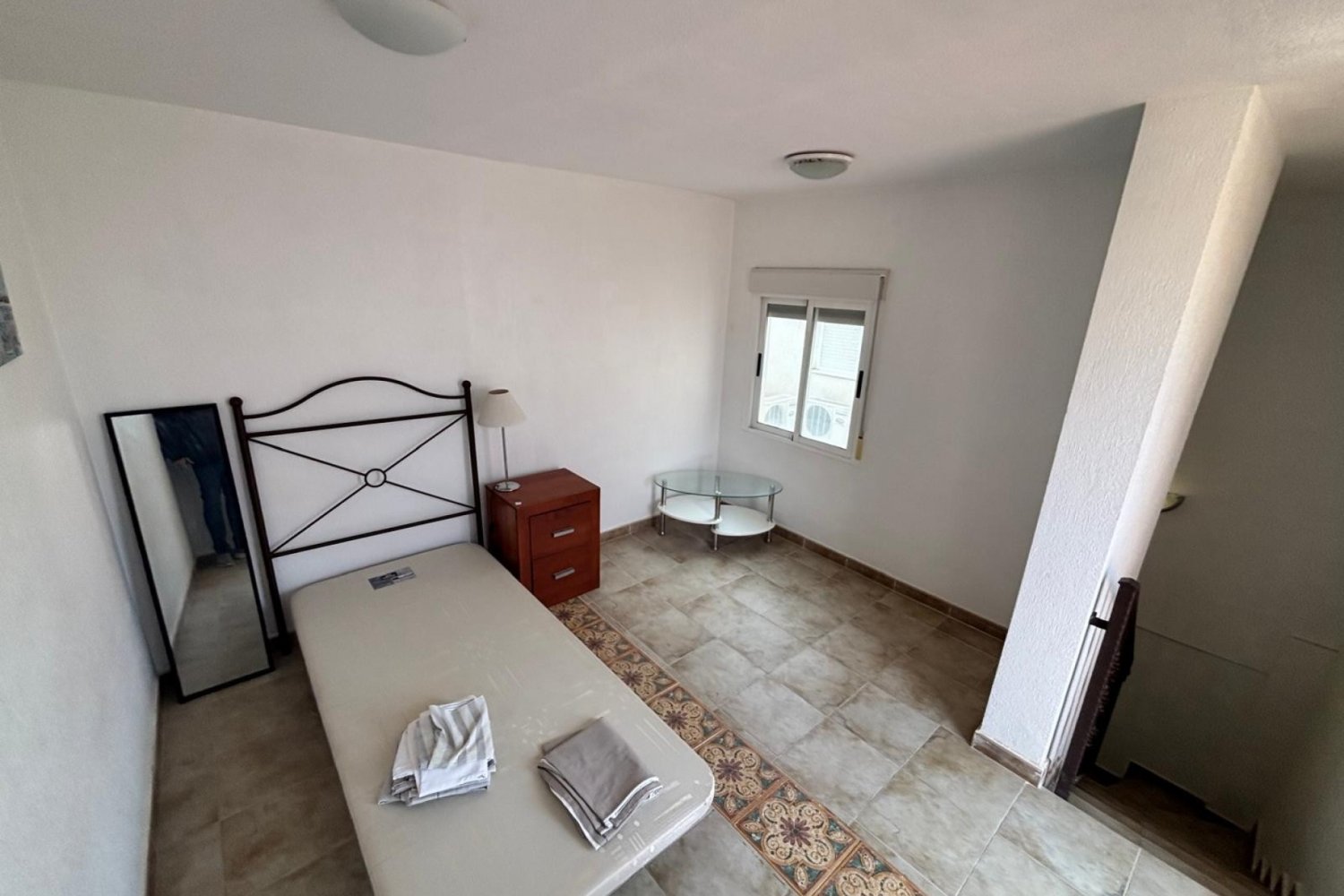 Villetta a schiera a Alicante, Spagna 5 camere da letto, 110 mq. N° 198298