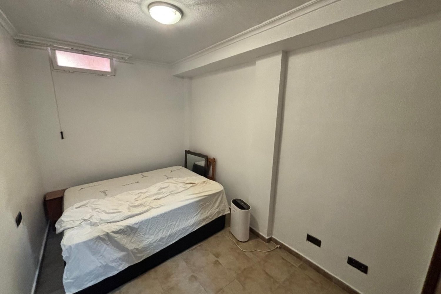 Villetta a schiera a Alicante, Spagna 5 camere da letto, 110 mq. N° 198298