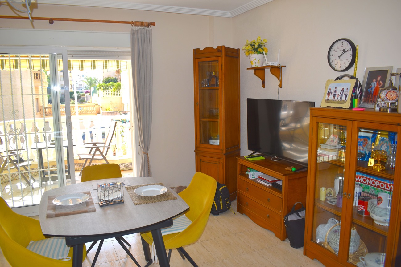Townhouse à Guardamar del Segura, Alicante, Espagne 3 chambres, 90 m2 No. 199788