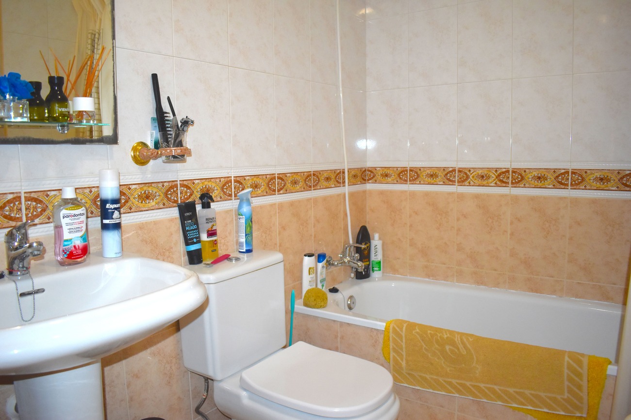 Townhouse à Guardamar del Segura, Alicante, Espagne 3 chambres, 90 m2 No. 199788