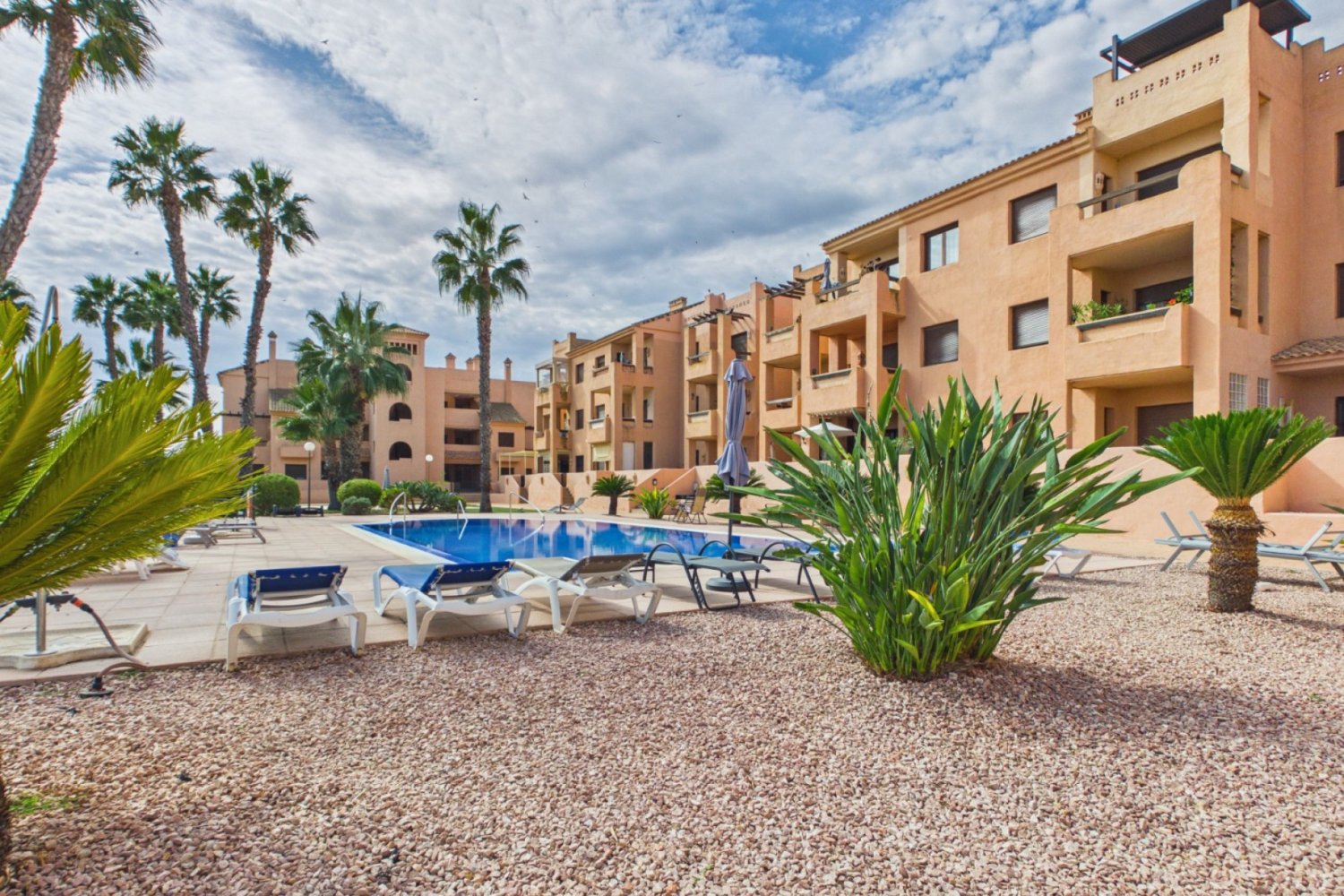 Apartment à Los Alcazares, Murcia, Espagne 3 chambres,  No. 198252