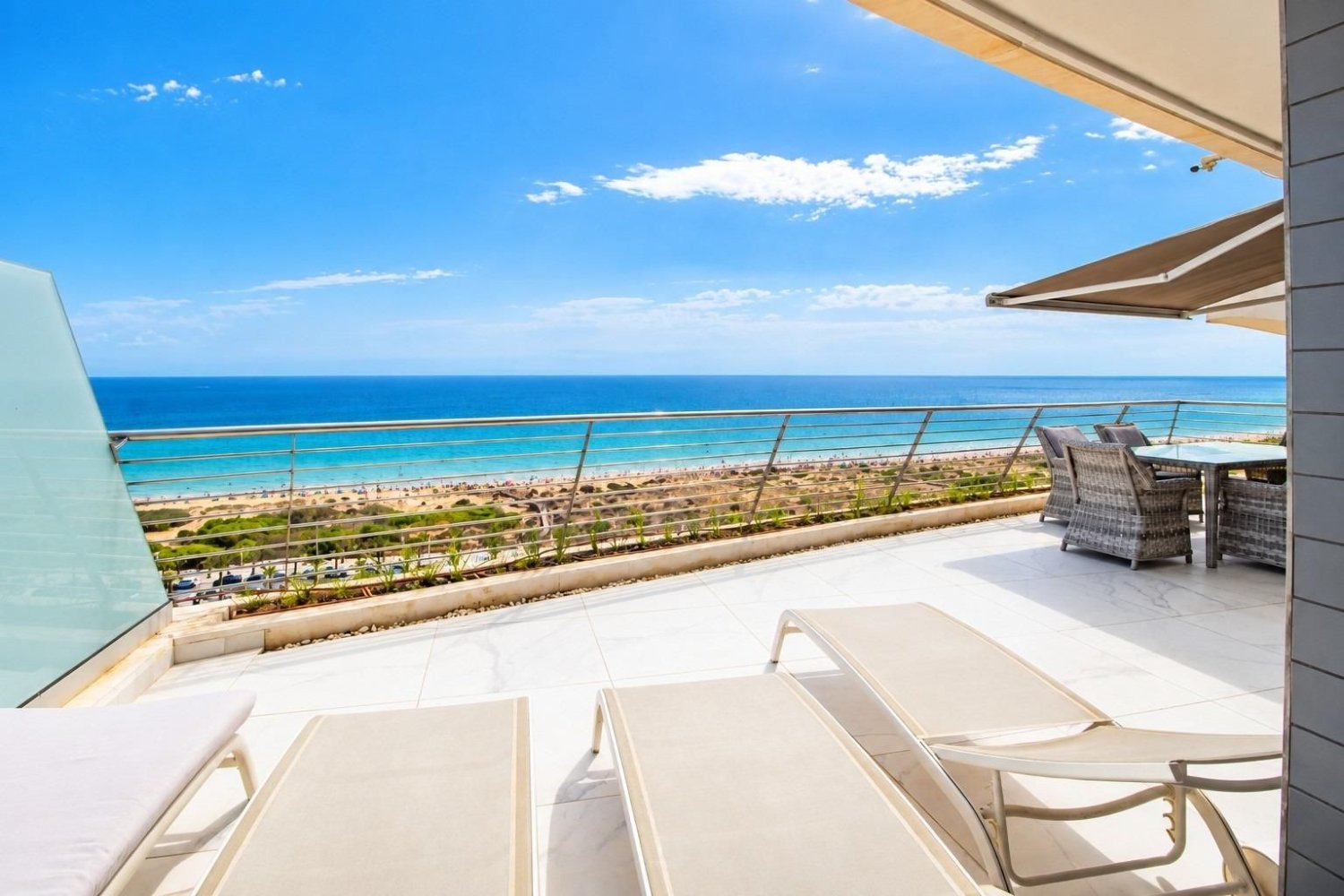 Apartament w Los Arenales Del Sol, Alicante, Hiszpania 153 mkw. nr 198141