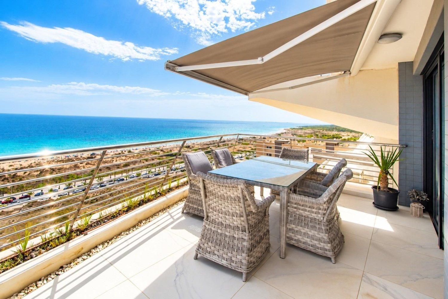 Apartament w Los Arenales Del Sol, Alicante, Hiszpania 153 mkw. nr 198141