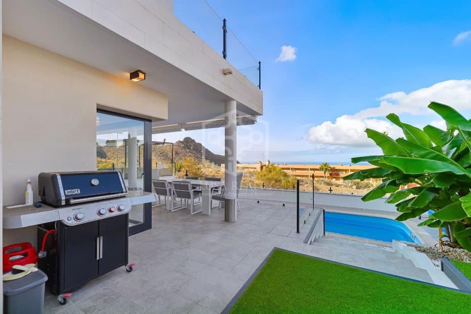 Villa à Adeje, Tenerife, Espagne 3 chambres, 236 m2 No. 199938