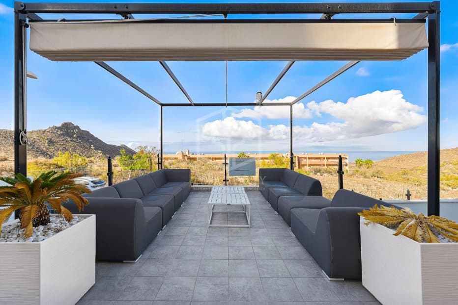 Villa à Adeje, Tenerife, Espagne 3 chambres, 236 m2 No. 199938