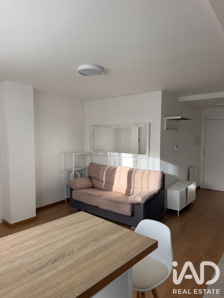 Apartment in Villaquilambre, Leon, Spain 1 bedroom, 55 sq.m. No. 197728