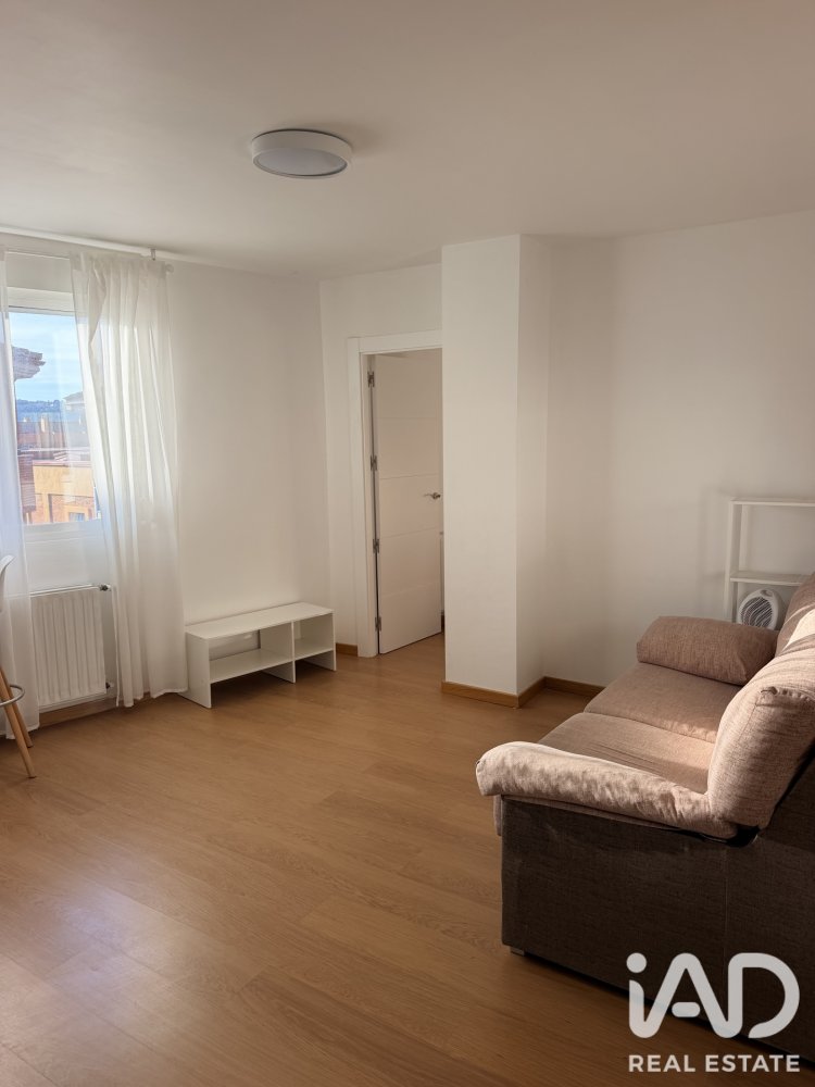 Apartment in Villaquilambre, Leon, Spain 1 bedroom, 55 sq.m. No. 197728