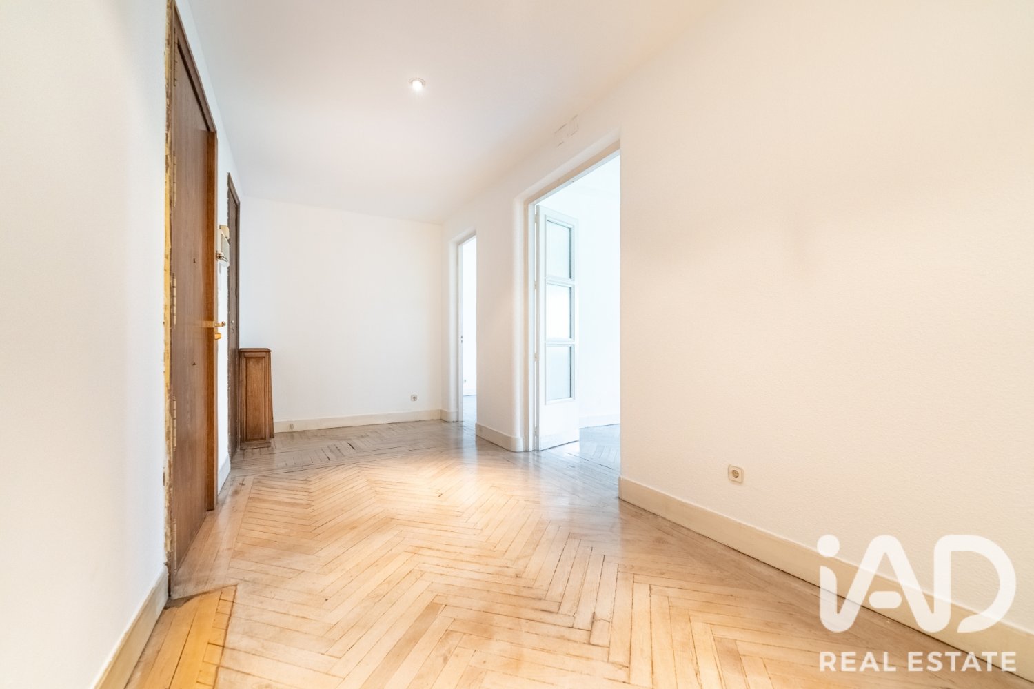 Dzīvoklis Madrid, Spānijā 2 istabas, 148 m2 Nr. 197868
