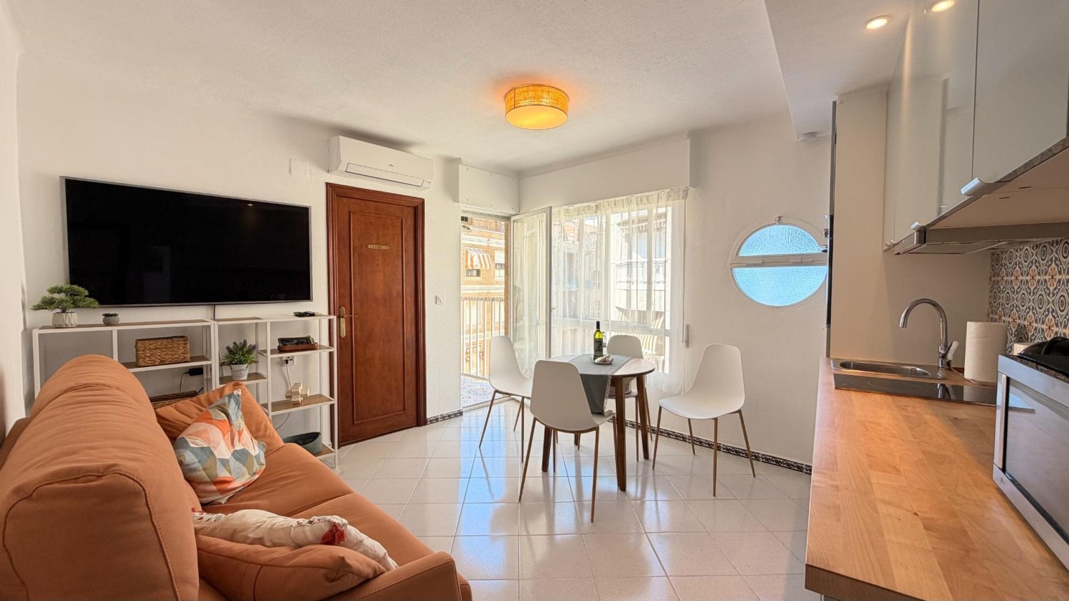 Apartament w Torrevieja, Alicante, Hiszpania 1 sypialnia, 42 mkw. nr 198167