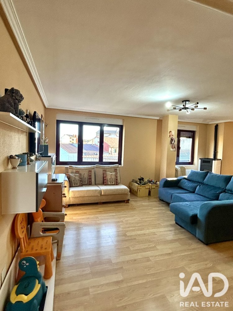 Apartament w Villamanan, Leon, Hiszpania 3 sypialnie, 131 mkw. nr 198635