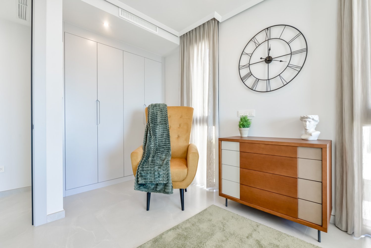 Huvila Finestrat, Alicante, Espanja 8 makuuhuonetta, 998 m2 No. 200043