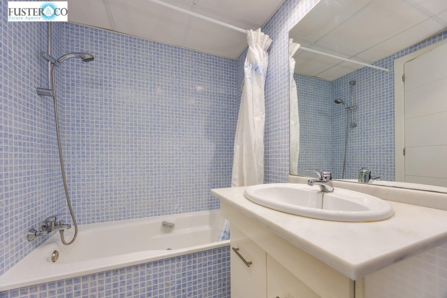 Apartment à Dehesa De Campoamor, Alicante, Espagne 2 chambres, 80 m2 No. 198046