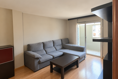 Apartment in Terrassa, Barcelona, Spain 4 bedrooms, 88 sq.m. No. 199516